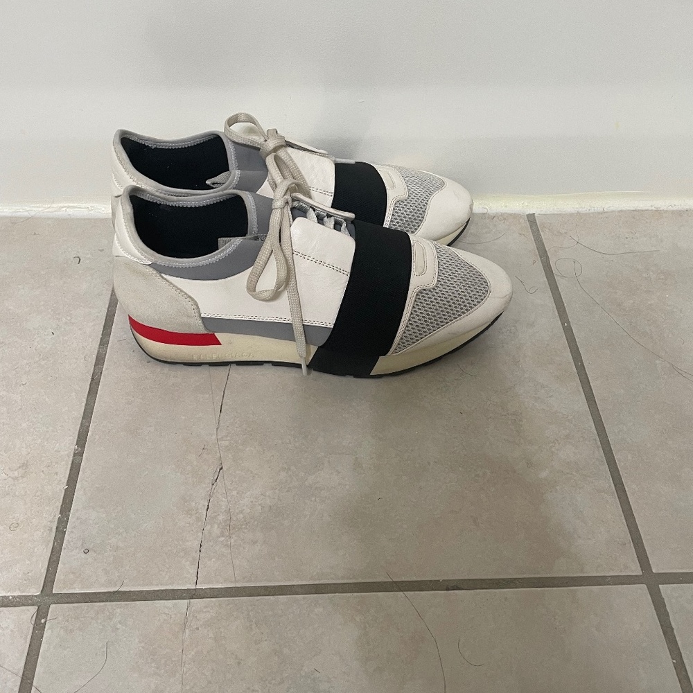 Womens Baenciaga Race Runner Size 39